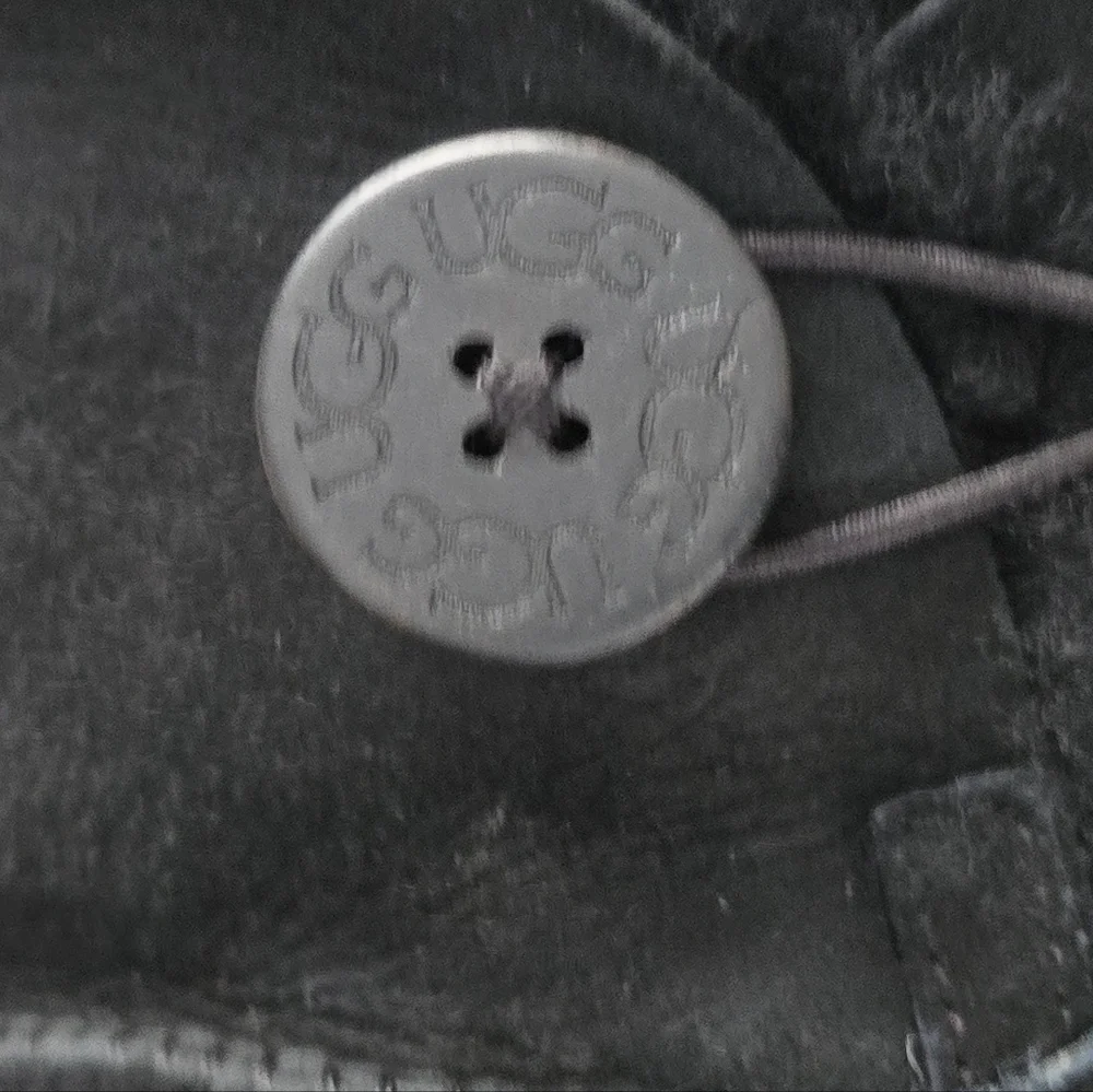UGG Australia Mini Bailey Black Button Logo Detail Boots Size 8 Warm Cozy Core